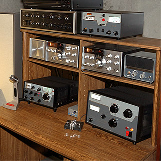 [The vintage side of the tracks]